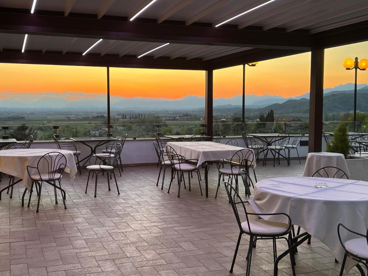 Locanda Al Castello Wellness Resort Cividale del Friuli Exteriör bild