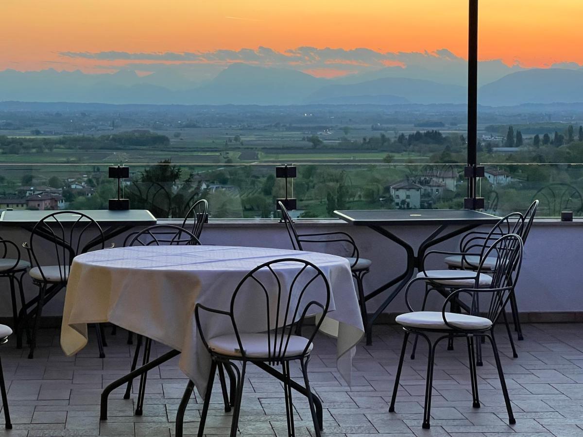 Locanda Al Castello Wellness Resort Cividale del Friuli Exteriör bild