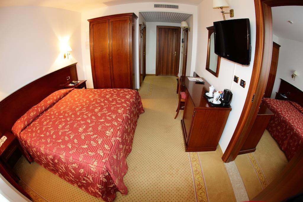 Locanda Al Castello Wellness Resort Cividale del Friuli Rum bild